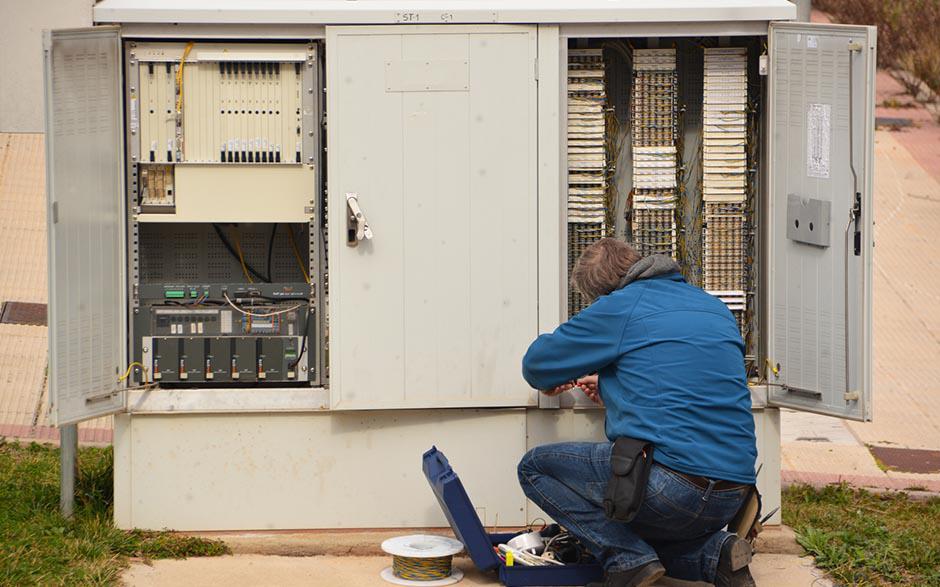  électricien urgence Paris 8